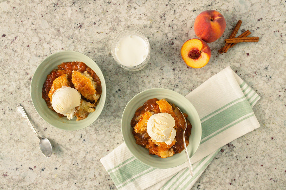 EASY PEACH COBBLER