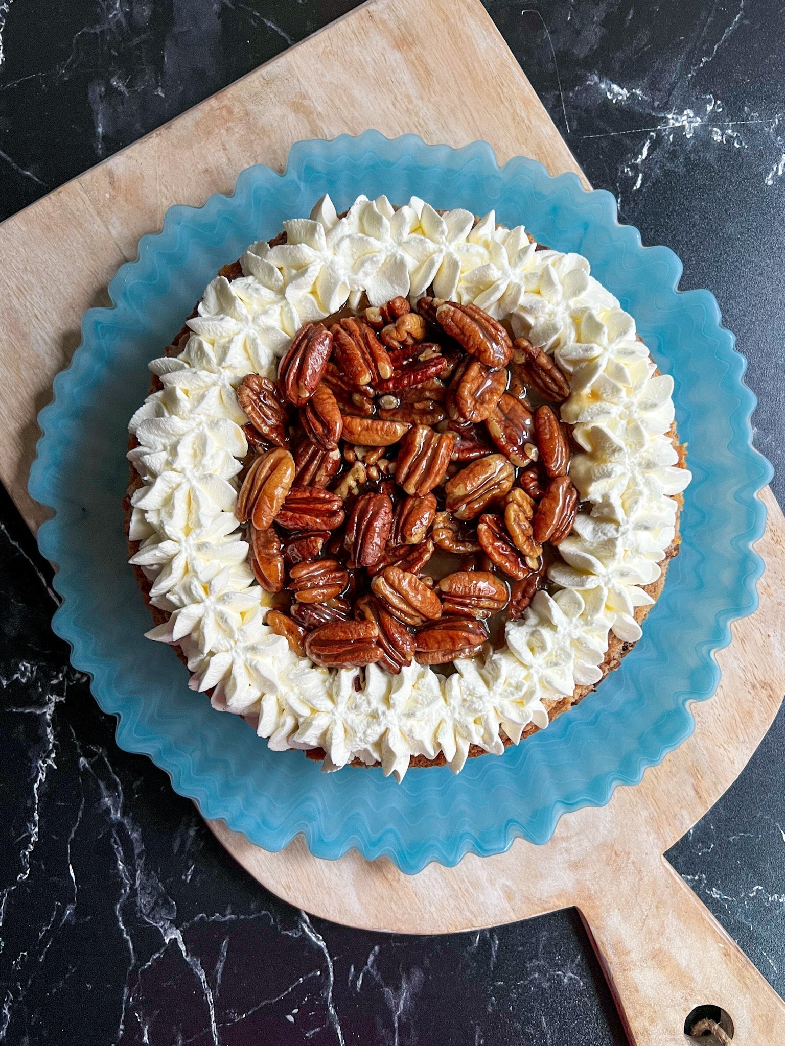 Caramel Pecan Cheesecake