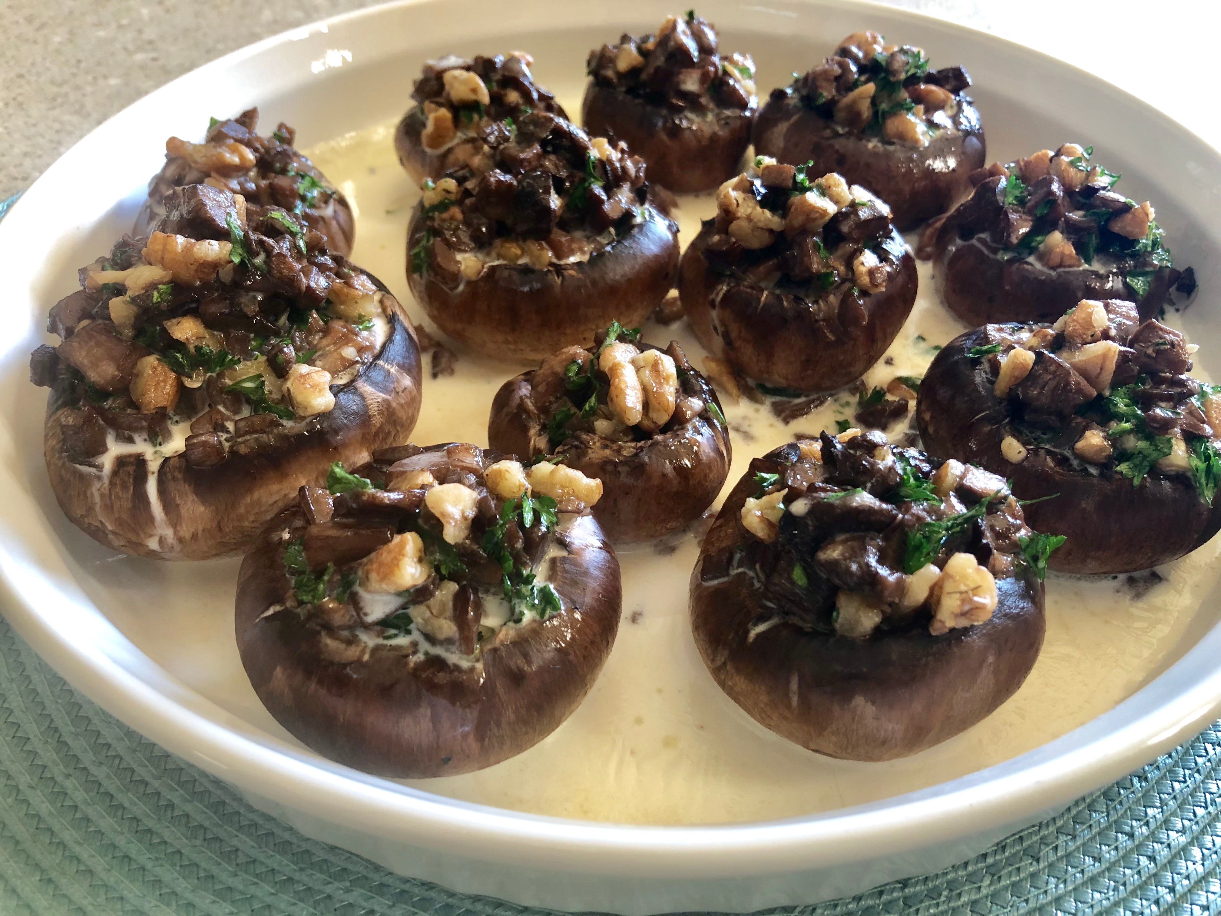 Mushroom-Pecan Delight