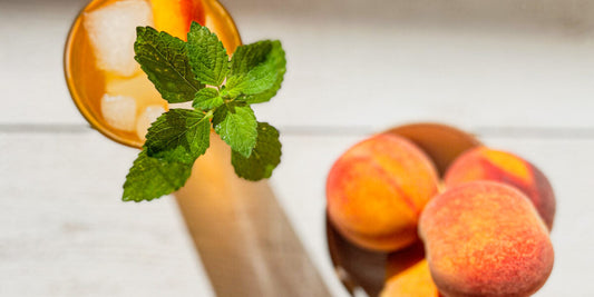 Iced Peach Green Tea (Starbucks Copycat)