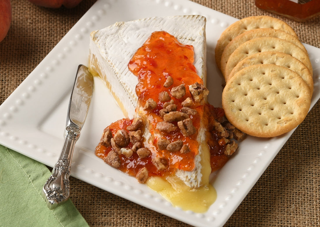 BAKED BRIE WITH MAPLE CRUMBLES AND PEACH PEPPER PRESERVES